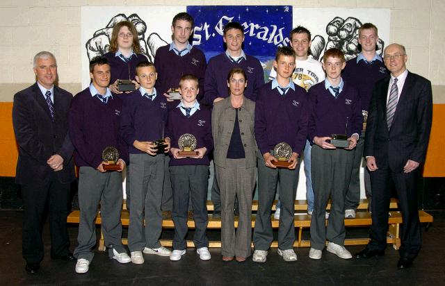 
St. Geralds College Achievements Evening
Sports and Students of the Year Awards sponsored by AIB Castlebar Front L-R: Roger Towey (Chairman of the parents Council), Conal Douglas (4th Year Sports), Anthony Sweeney (1st Year Student), Nathan OMalley (1st Year Sports), Sharon Patten (AIB Castlebar), Mark Regan (2nd Year Sports), Paul Regan (3rd Year Student), Peter Glynn (manager AIB Castlebar). Back L-R: Aiden Rowe (5th Year Student), Jack Flannery (6th Student), Donal Newcombe (5th Year Sports), Shane Hopkins (6th Year Sports), Vincent OBrien (3rd Year Sports), Photo  Ken Wright Photography 2007 

