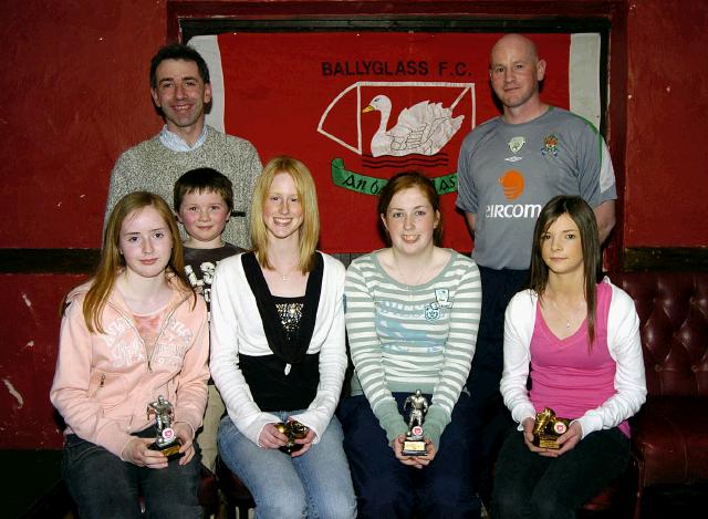 Ballyglass Football Club Youths Awards presentations held in the Squealing Pig Ballyglass Front L-R: Niamh Killeen representing Tara Gavin (Under 16s player of the year ), Siobhan Finnerty (Under 16s most improved player), Majella Haverty (Under 15s player of the year ), Caroline McGarry (Under 15s most improved player), Back L-R: Finian Burke, John Burke (Team Manager), Paul Byrne (Mayo Development Officer AFI), :Photo  Ken Wright Photography 2007