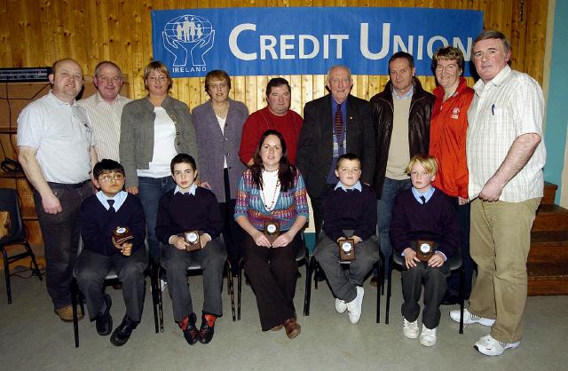 Castlebar Credit Union School Quiz held in Davitt College
Winners Junior Section from St. Patrick’s NS Front L-R: Ammar Viajanjue, Philip Brody, Stephanie Gaughan (Teacher), Ray Howley, Kevin Canning. Back L-R: John O’Brien (CU), Jimmy Murphy (CU), Bridie Clarke (CU) , Patricia Walsh (CU), Michael Murray (CU), Paddy Glynn (CU), Harry Canning (Teacher), Maura Lavelle (CU), John Walsh (CU). Photo © Ken Wright Photography 2007.