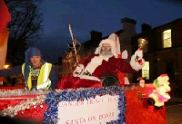 Santa arrived in the Mall Castlebar (compliments of the Castlebar Mens Shed) for the official turning on of the Castlebar newly Extended Festive lighting on the Mall Castlebar. Photo: © Michael Donnelly