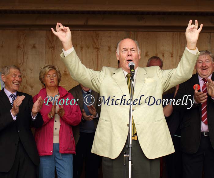 Mayo Man of the Year Mr Joe Kennedy performs the official opening of Bonniconlon 61st Agricultural Show and Gymkhana with a song. Photo: © Michael Donnelly
