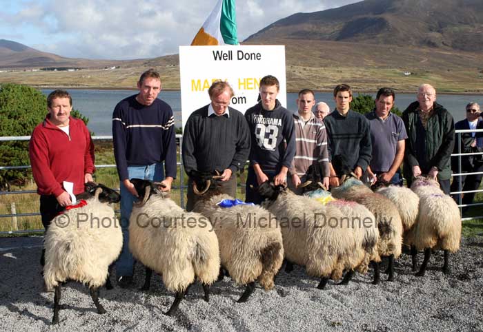 Winners of the Pen of 2 Hogget Ewes class (Open) at the 21st Achill Sheep Show (Taispentas Caorach Acla 2007) at Pattens Bar, Derreens Achill were from left; 1st John Nolan Newport and Pat Chambers (assisting); 2nd Martin McGlynn and Thomas McLoughlin; 3rd Mark and Paul Davitt, Saula and 4th was John Dyra Newpoort and Paddy Sheridan. Photo:  Michael Donnelly