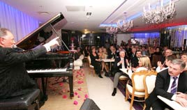 Phil Coulter playing at the official opening of the new Days Hotel 'The Harlequin', Castlebar. Click for lots more photos of the event from Michael Donnelly.