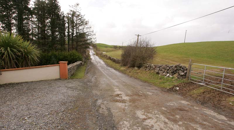 Road open to traffic after 70 days flooding at Ballinacarra, Kilmaine Co Mayo. Photo taken 20th Feb 07 the 1st day road is passable. Photo:  Michael Donnelly