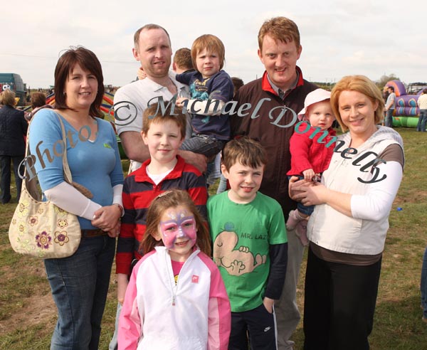 Claremorrs group enjoying the 2009 Mayo County Ploughing Championships at Claremorris back from left:  Jenny, Alan and Jack Hunt; Darragh Katie and Martina Delaney and at front Oisin, Leah and Shaun Hunt. Photo:  Michael Donnelly