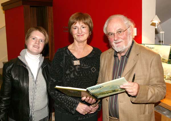 Deirdre and Michael Mullen, pictured in the Linenhall Arts Centre, Castlebar at the launch of   Michaels book Mayo, the Waters and the Wild with paintings by John P McHugh  pictured with their niece Aisling McLoughlin Photo: Michael Donnelly
