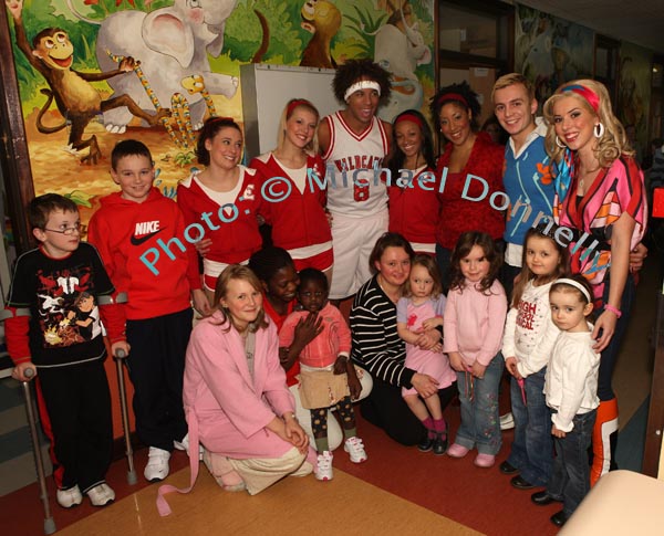 Members of the cast of High School Musical,  paid a visit to the Childrens Ward at Mayo General Hospital, Castlebar and posed for a photo with some of the patients.Photo:  Michael Donnelly