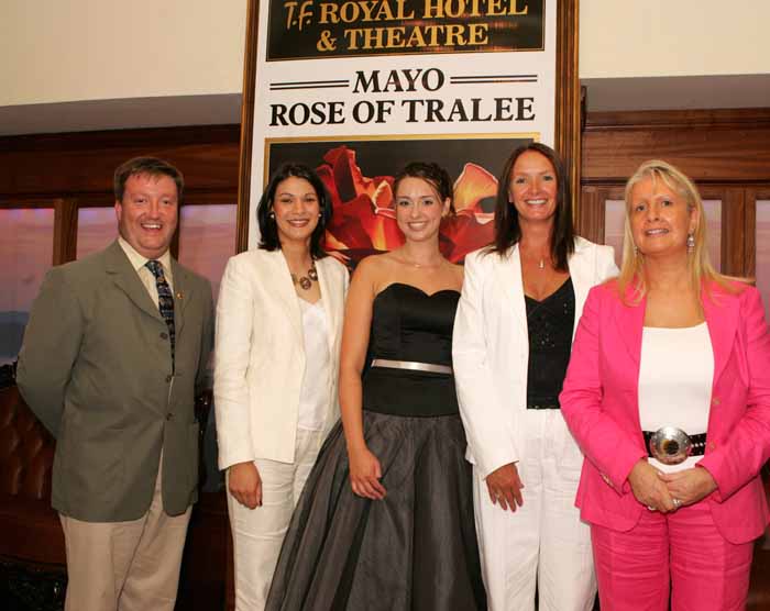 Pictured at a farewell reception for the Mayo contestant in the Rose of TraleeAoibhinn Ní Shúilleabháin  in the TF Royal Hotel and Theatre Castlebar from left Colm Croffy Regional Co-ordinator Rose of Tralee, Mindy O'Sullivan Flannelly (former Rose of Tralee);  Mayo Rose of Tralee Aoibhinn Ní Shúilleabháin; Marita Staunton, former Rose of Tralee; and Mary Jennings Chairperson Mayo  Rose of Tralee committee. Photo: Michael Donnelly.