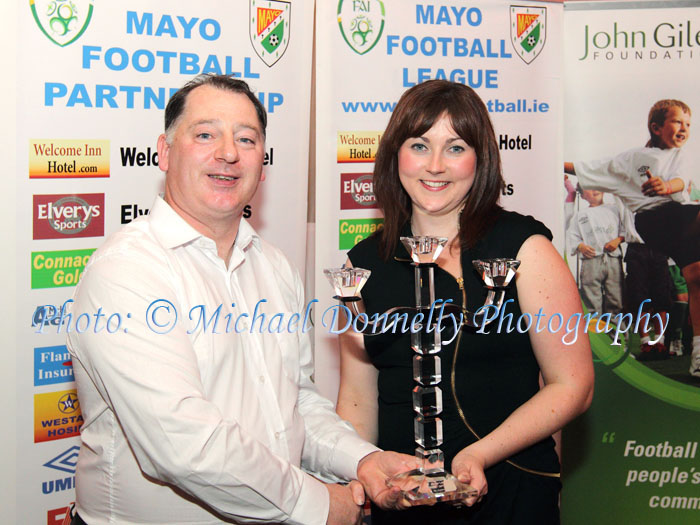 Padraig McHale, Chairman Mayo League makes an appreciation award presentation to Angelina Nugent, Sports presenter Mid West Radio at the Mayo League Dinner and Presentation of awards in the Welcome Inn Hotel Castlebar. Photo: © Michael Donnelly Photography