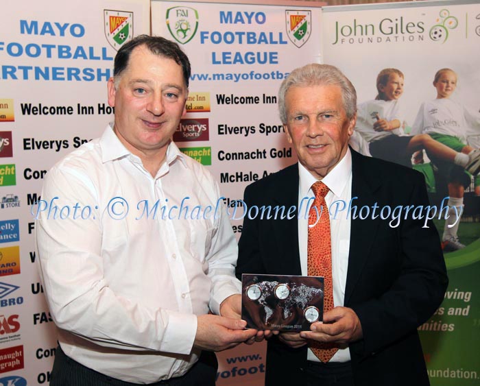  Padraic McHale, Chairman Mayo League makes a presentation to Special Guest John Giles at the Mayo League Dinner and Presentation of awards in the Welcome Inn Hotel Castlebar. Photo: © Michael Donnelly Photography