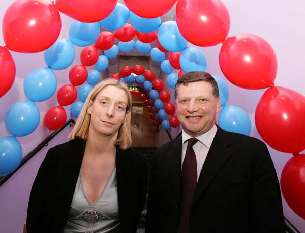 Cora Staunton and John O'Mahony pictured at the Western People Sports Stars 2004 Awards in the TF Royal Hotel and Theatre Castlebar. Photo Michael Donnelly