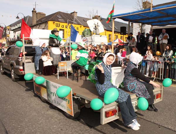 Mary's Bakery Float at the Claremorris St Patrick's Day Parade. Photo:  Michael Donnelly