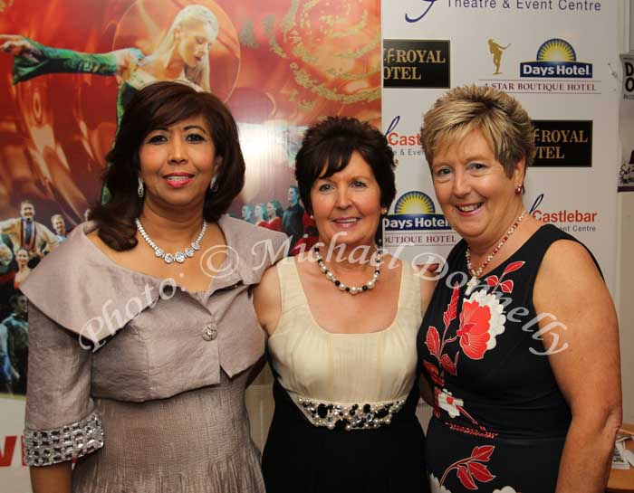 Group pictured at Big Tom and the Mainliners in the TF Royal Theatre Castlebar, from left: Sita Murphy, Figi Islands, Kathleen McCann, and Dolores Hoare, Luton, Beds/ Sligo;Photo: © Michael Donnelly
