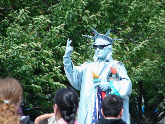 Liberty gives the two fingers in Battery Park